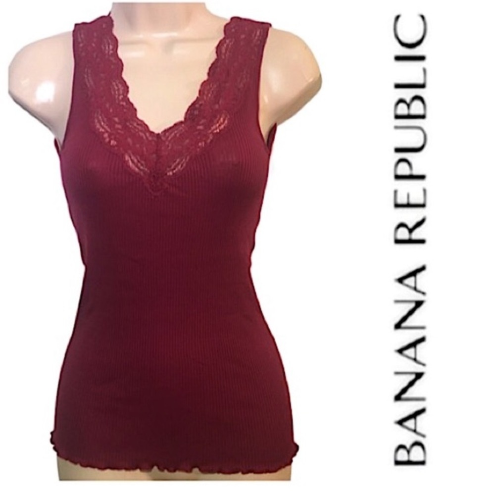 Banana Republic Tank burgundy size small silk blend